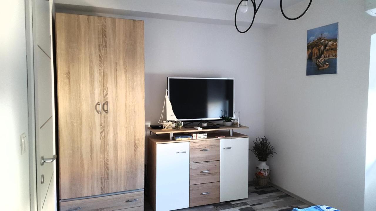 Sunset Apartment Vrbnik Exterior photo